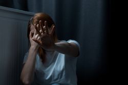 Ministrul Justiției propune închisoare pe viață pentru femicid, în România Ministrul Justiției propune închisoare pe viață pentru femicid, în România
